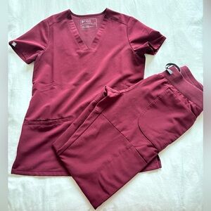 FIGS Burgundy Casma 3-Pocket Scrub Top Burgundy Nepal Skinny
Scrub Pants